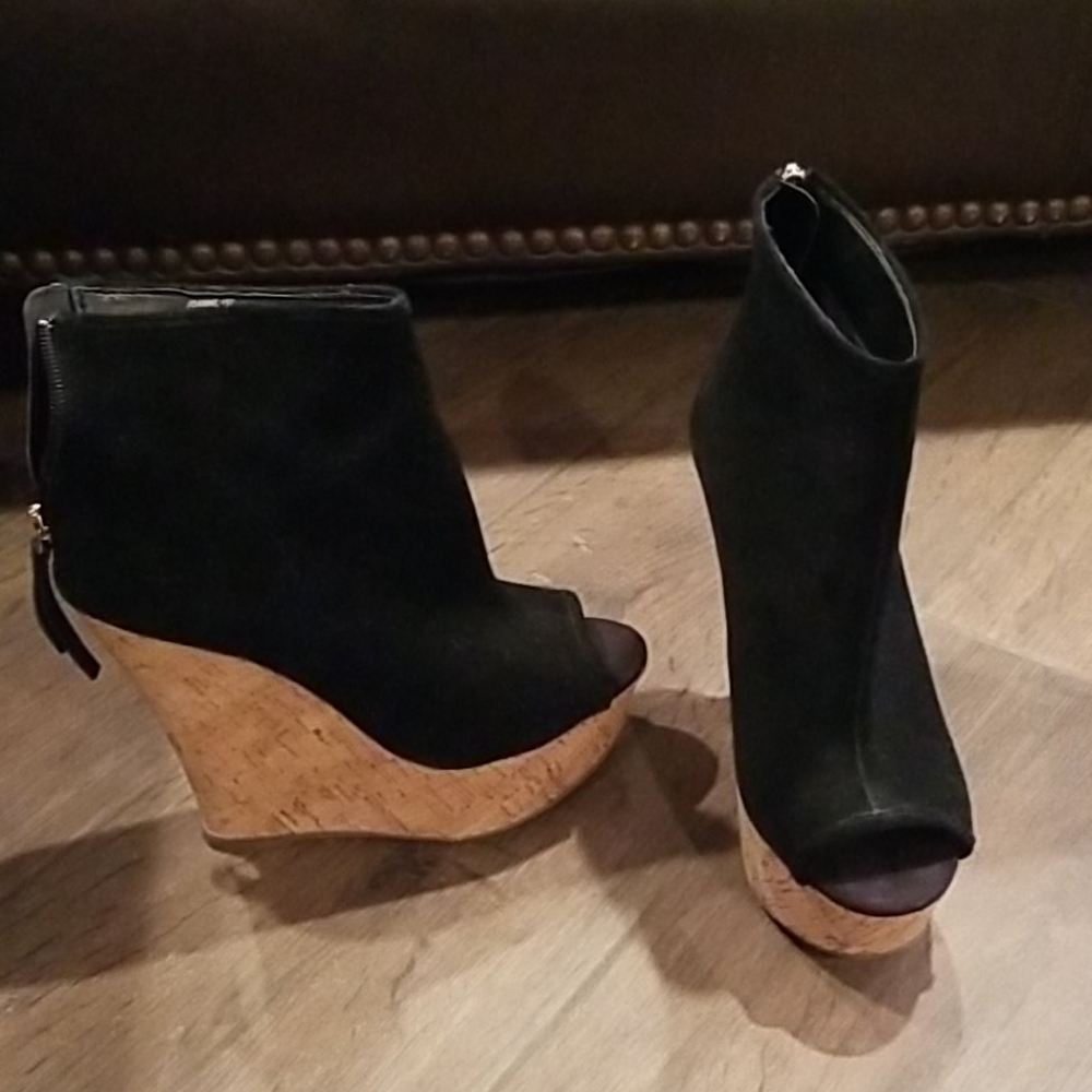 Boston proper wedge
